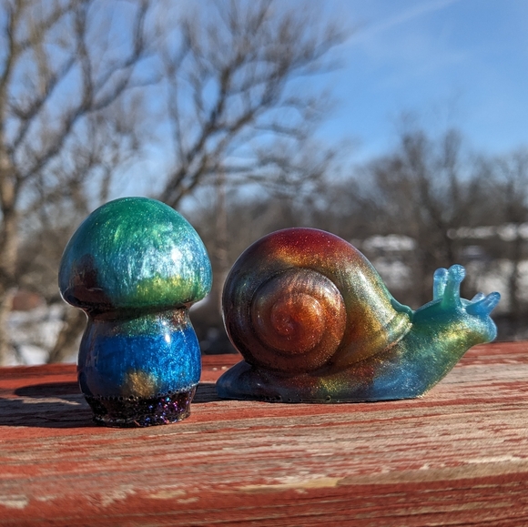 Plant Decor Colorful Snail Mushroom Plant Decor Handmade Resin Art Cute - Picture 2 of 8